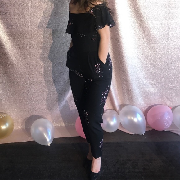 Floral jumpsuit - Picture 1 of 3